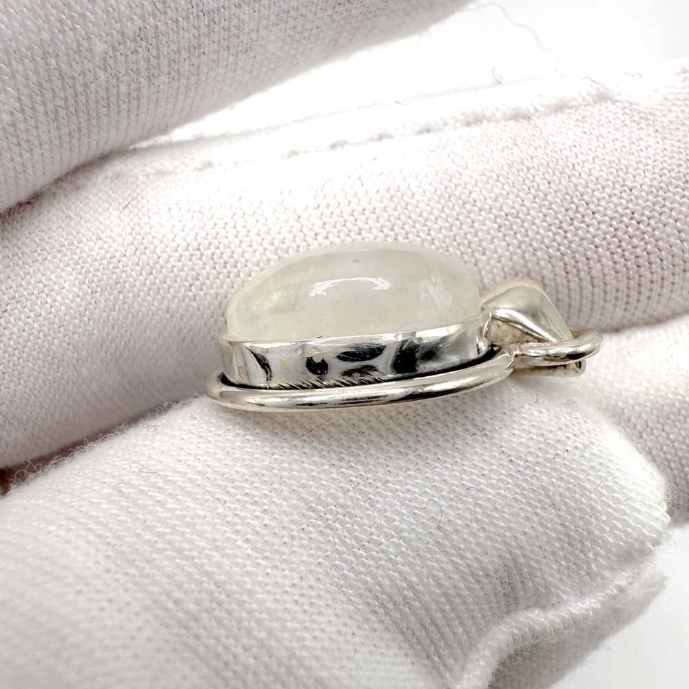 Genuine Oval Cabochon Rainbow Moonstone .925 Sterling Silver Pendant - Picture 11 of 16